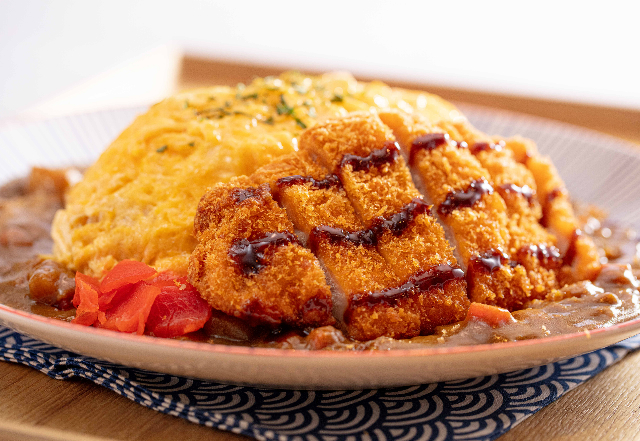 Crispy textures and authentic flavors. Accumulate points via Storellet for rewards.
