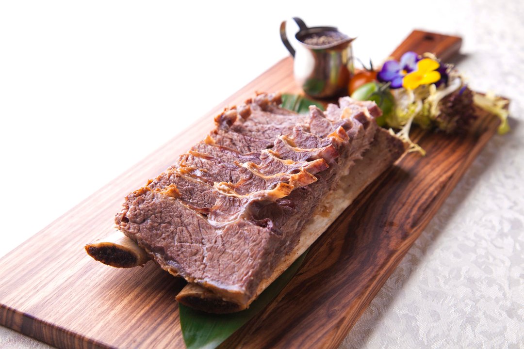 低溫慢煮牛肋骨