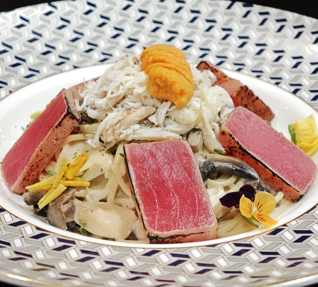 Sea Urchin and Scabbage Grilled Salmon Pasta