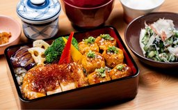 Enjoy $10 Discount for Teriyaki Chicken and Chicken Meat Ball Rice Bowl Set  (Original price $128)