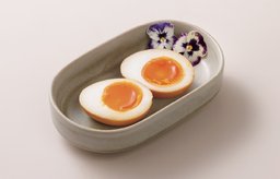 滷水溏心蛋 (1隻)