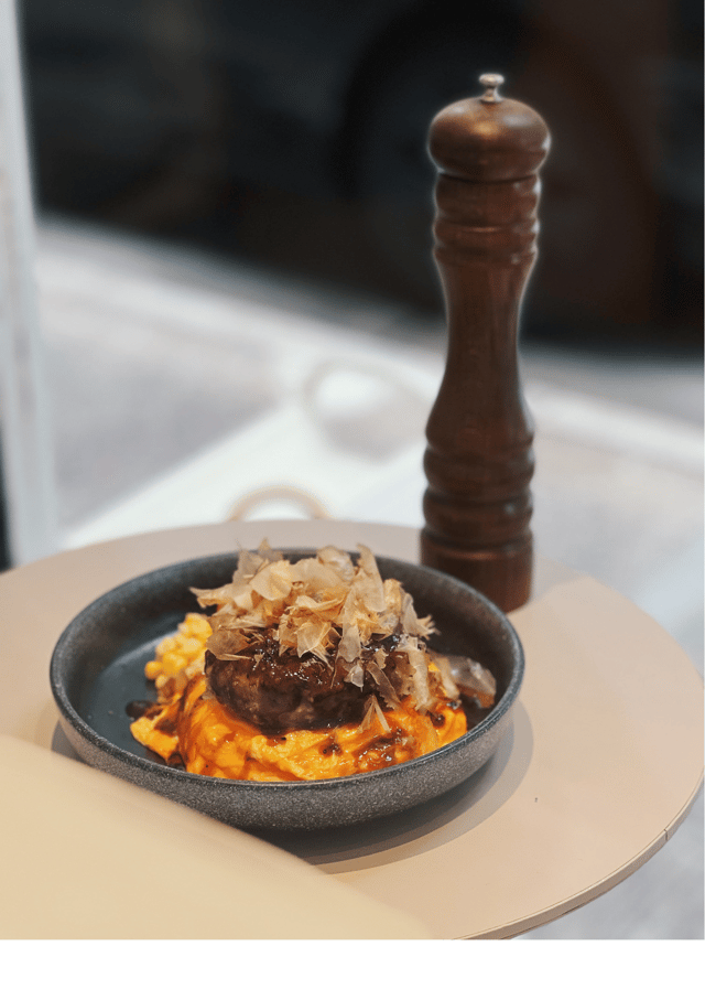 日本漢堡扒炒蛋飯