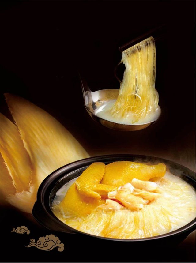 濃湯花膠煲雞翅